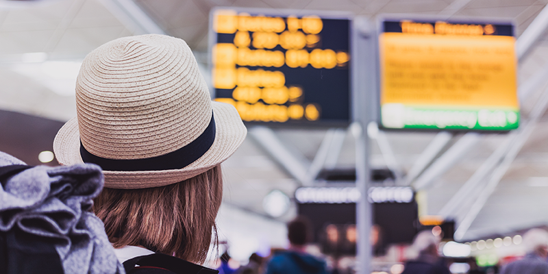 COMPANHIAS AÉREAS DEVEM INDENIZAR PASSAGEIROS POR ATRASOS E TRANSTORNOS EM VOOS